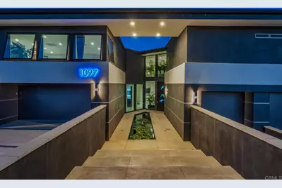 1095 Hoover Street, Carlsbad, CA 92008 - Photo 8