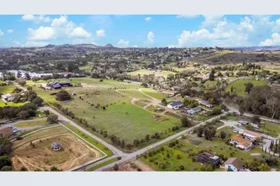 3270 Olive Hill Rd, Fallbrook, CA 92028 - Photo 4