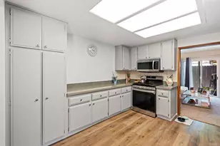 1565 Chestnut Ave, Carlsbad, CA 92008 - Photo 28