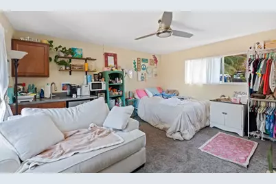 1565 Chestnut Avenue, Carlsbad, CA 92008 - Photo 18