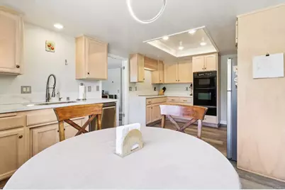 9704 Indian Creek Way, Escondido, CA 92026 - Photo 14