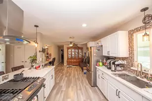 1010 Bobier Dr, Vista, CA 92084 - Photo 24