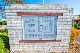 1010 Bobier Dr, Vista, CA 92084 - Photo 52