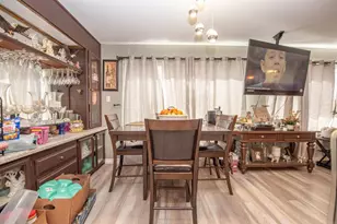 1010 Bobier Dr, Vista, CA 92084 - Photo 32