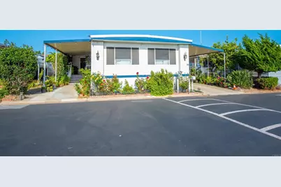 1010 Bobier Dr #12, Vista, CA 92084 - Photo 4