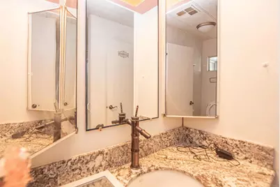 1010 Bobier Dr #12, Vista, CA 92084 - Photo 18