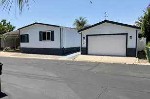 18218 Paradise Mountain Rd, Valley Center, CA 92082 - Photo 2