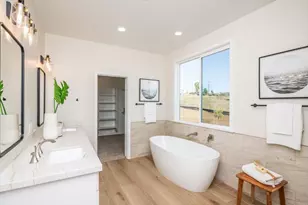 1904 Grey Rabbit Hollow Ln, Fallbrook, CA 92028 - Photo 50