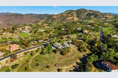 1524 Zutano  Lane, Fallbrook, CA 92028 - Photo 46