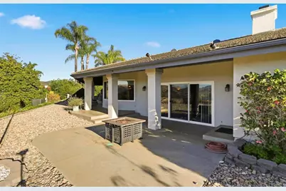 1524 Zutano  Lane, Fallbrook, CA 92028 - Photo 40