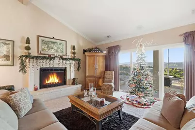 1524 Zutano  Lane, Fallbrook, CA 92028 - Photo 10