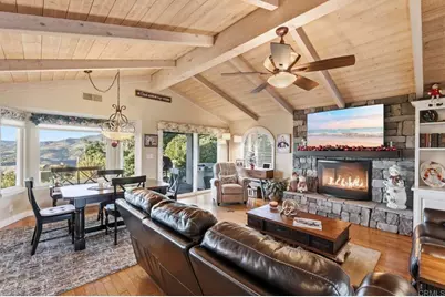 1524 Zutano  Lane, Fallbrook, CA 92028 - Photo 18