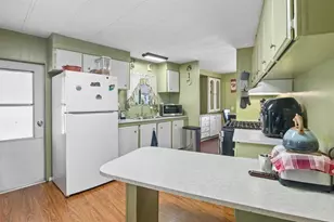 2700 E Valley Pkwy, Escondido, CA 92027 - Photo 2