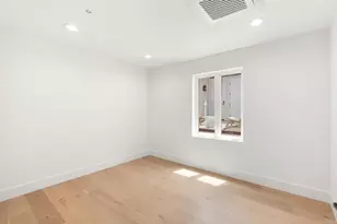 212 S Pacific St, Oceanside, CA 92054 - Photo 26