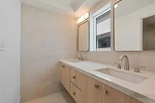 212 S Pacific St, Oceanside, CA 92054 - Photo 22