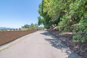 3137 E Valley Pkwy, Escondido, CA 92027 - Photo 16