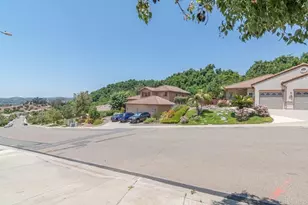 3137 E Valley Pkwy, Escondido, CA 92027 - Photo 28