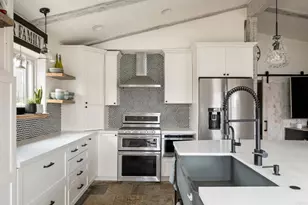 200 Neptune Ave, Encinitas, CA 92024 - Photo 32