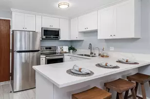 8308 Regents Rd, San Diego, CA 92122 - Photo 2