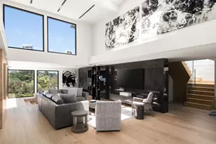 2684 Costebelle Dr, La Jolla, CA 92037 - Photo 10