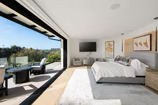 2684 Costebelle Dr, La Jolla, CA 92037 - Photo 22