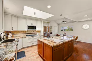 1051 La Reina Dr, San Marcos, CA 92078 - Photo 22