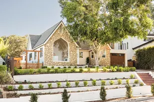 3951 Atascadero Dr, San Diego, CA 92107 - Photo 2