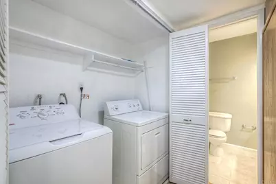 371 N Melrose Drive #D, Vista, CA 92083 - Photo 24