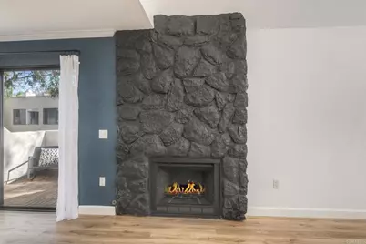 371 N Melrose Drive #D, Vista, CA 92083 - Photo 12