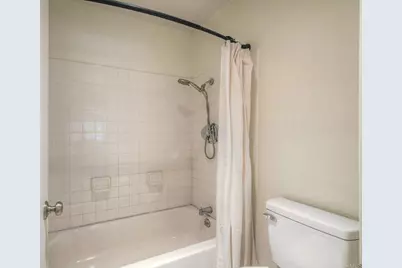 371 N Melrose Drive #D, Vista, CA 92083 - Photo 22