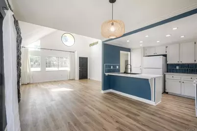 371 N Melrose Drive #D, Vista, CA 92083 - Photo 10