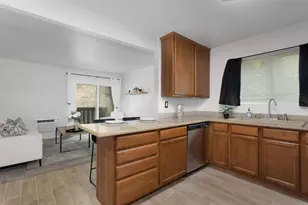 830 W Lincoln Ave, Escondido, CA 92026 - Photo 10