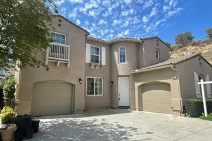 307 Calle De Portola, San Marcos, CA 92078 - Photo 2