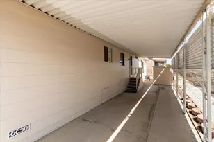 1010 E Bobier Dr, Vista, CA 92084 - Photo 36