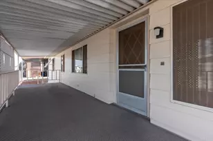 1010 E Bobier Dr, Vista, CA 92084 - Photo 2