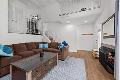 368 Hemlock Ave, Carlsbad, CA 92008 - Photo 6