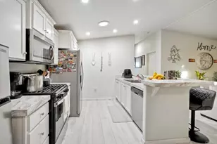 2700 E Valley Park Way, Escondido, CA 92027 - Photo 10