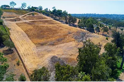 5470 La Crescenta, Rancho Santa Fe, CA 92067 - Photo 2