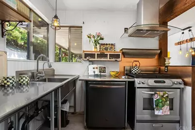 1529 Temple Heights Drive, Oceanside, CA 92056 - Photo 14