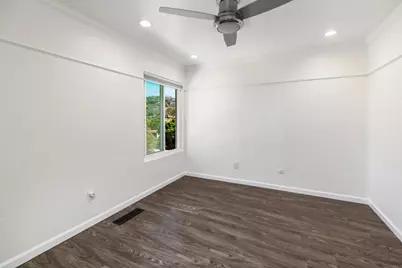 2349 Altisma Way #B, Carlsbad, CA 92009 - Photo 14