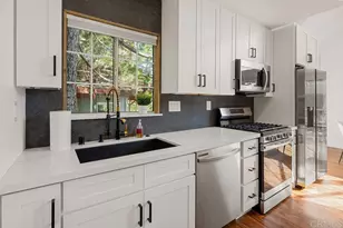 1104 N Grass Valley Rd, Lake Arrowhead, CA 92352 - Photo 6