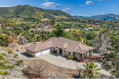 40487 Rock Mountain Drive, Fallbrook, CA 92028 - Photo 8
