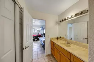 1420 Hilltop Dr, Chula Vista, CA 91911 - Photo 14