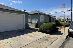 10407 Pontiac St, Oakland, CA 94603 - Photo 2