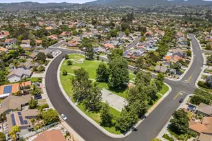 2702 Jacaranda Ave, Carlsbad, CA 92009 - Photo 46