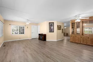 8975 Lawrence Welk, Escondido, CA 92026 - Photo 6