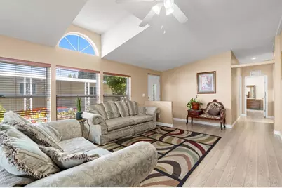 4660 N River Road #17, Oceanside, CA 92057 - Photo 8