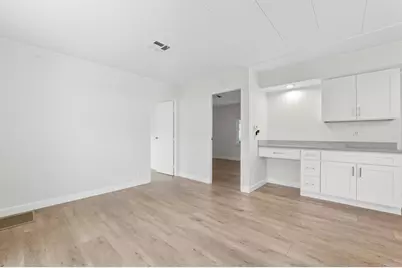 2250 N Broadway #4, Escondido, CA 92026 - Photo 10