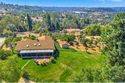 30136 Rolling Hills Drive, Valley Center, CA 92082 - Photo 38