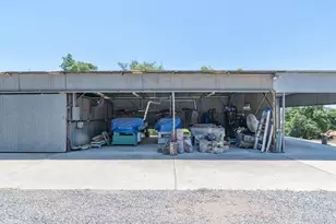 3135 E Valley Pkwy, Escondido, CA 92027 - Photo 26